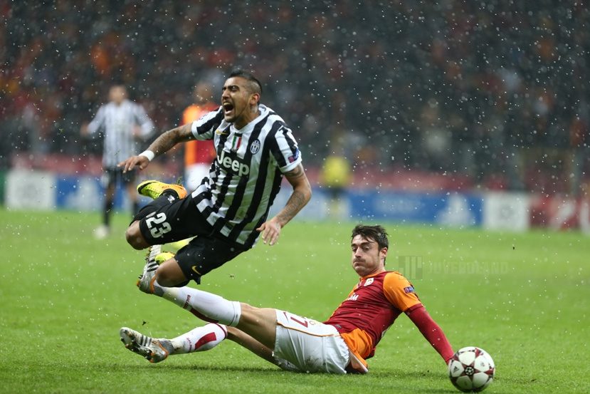 Galatasaray Defeated Juventus 1 0 In The Champions League At The 3