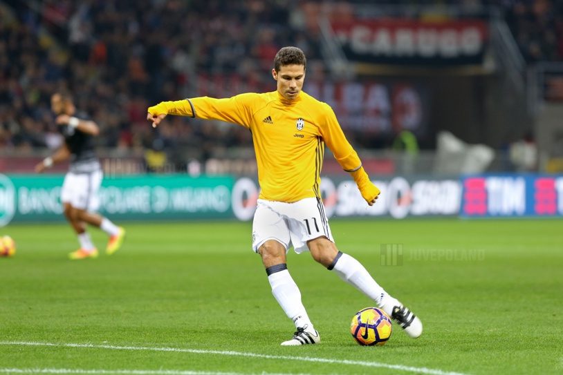 Milan Italy October 2016 Hernanes During The Warm Up Before T