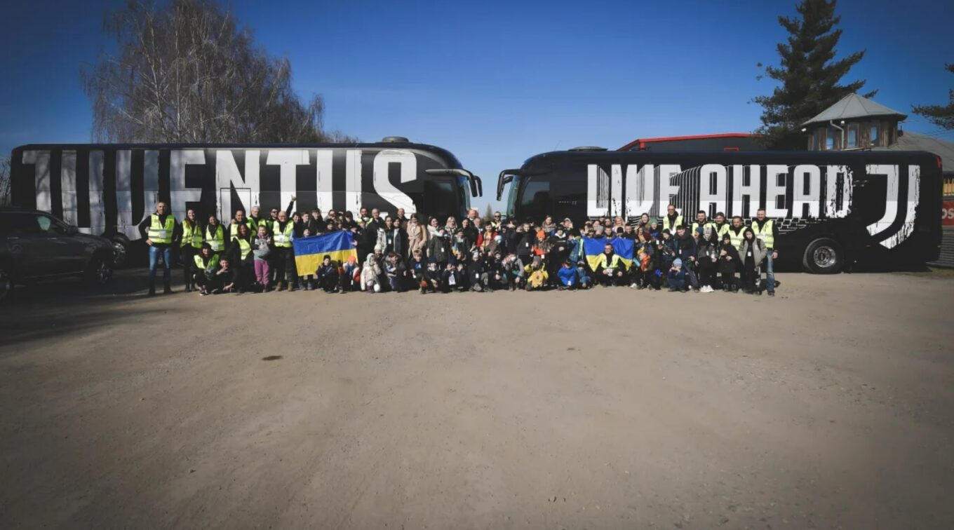Juventus Zaopiekowal Sie Grupa Ukrainskich Dzieci 80 Osob Sprowadzonych Do Wloch