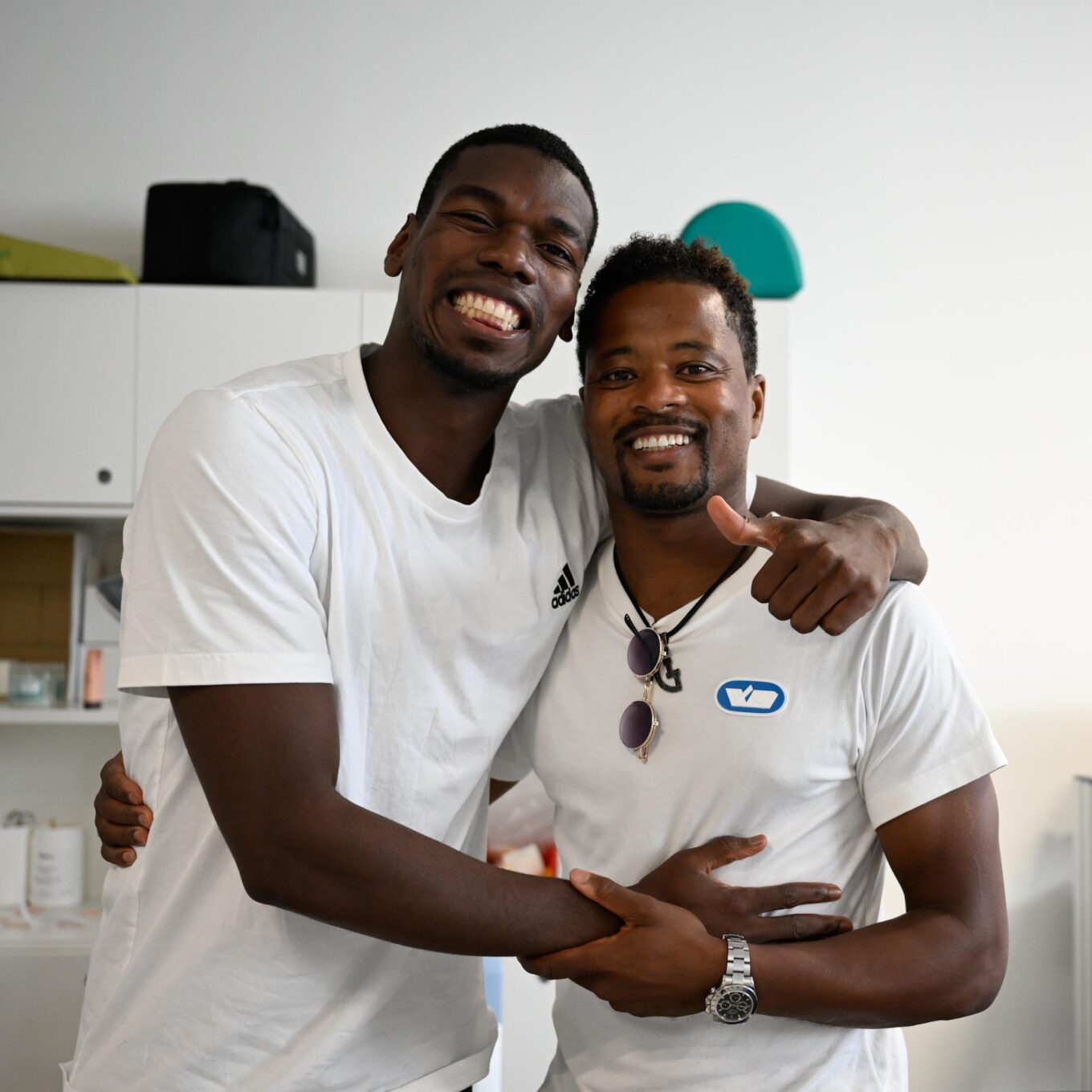 Patrice Evra Odwiedzil Bylych Kolegow Z Druzyny