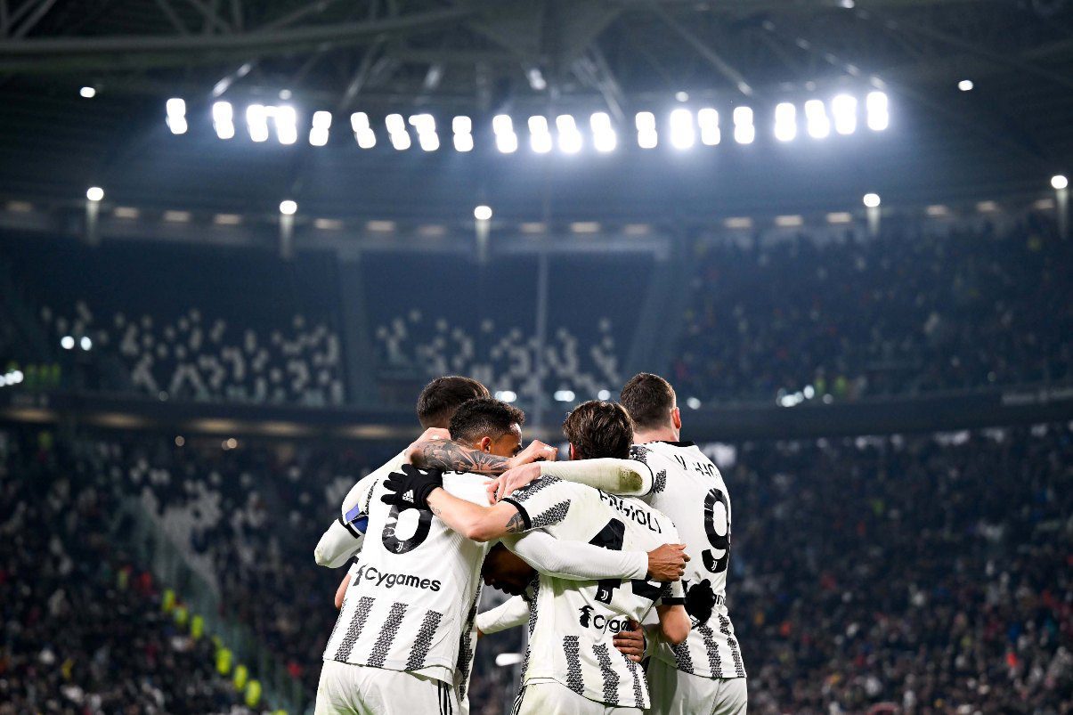 Druzyna Juventus Torino Juventus Twitter