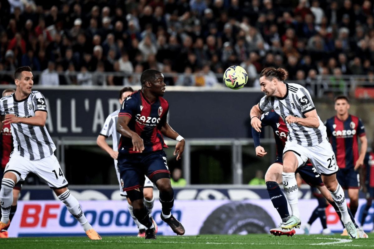 Adrien Rabiot Arkadiusz Milik Bologna Juventus Juventus Twitter