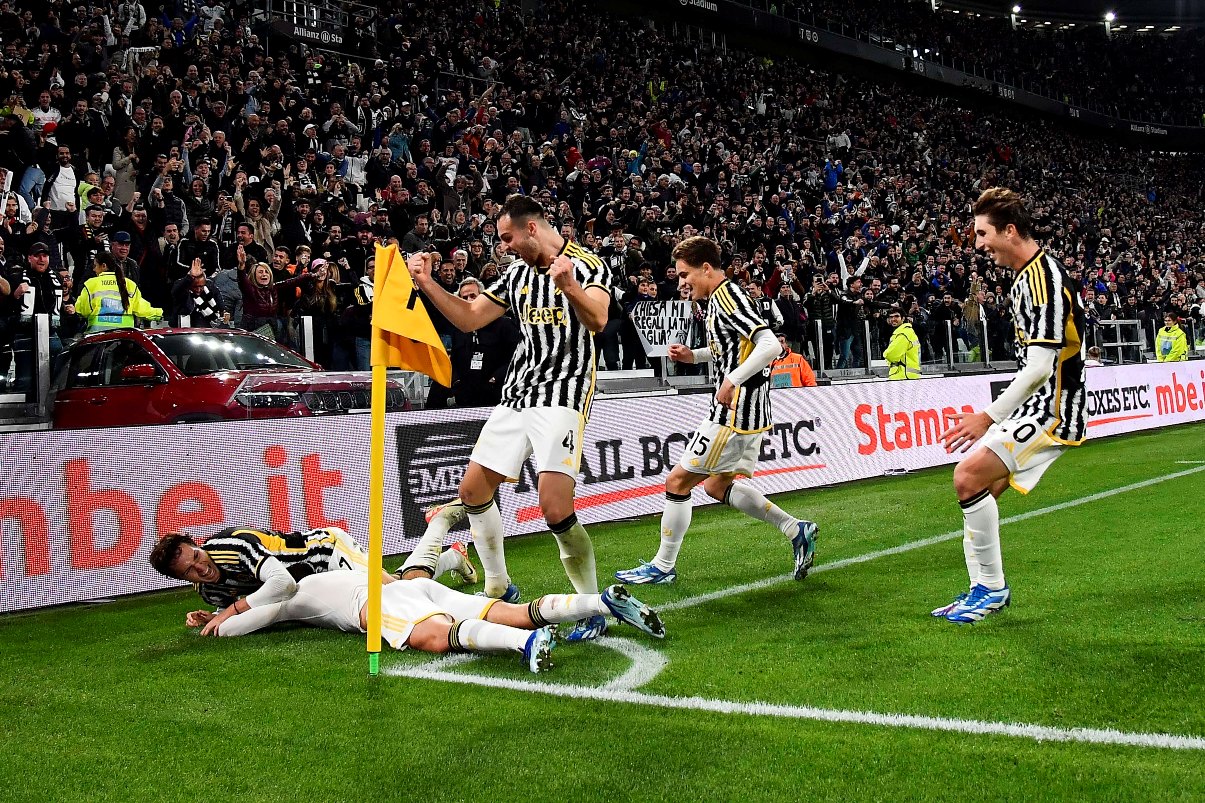 Skrot Spotkania Juventus Hellas 10 5